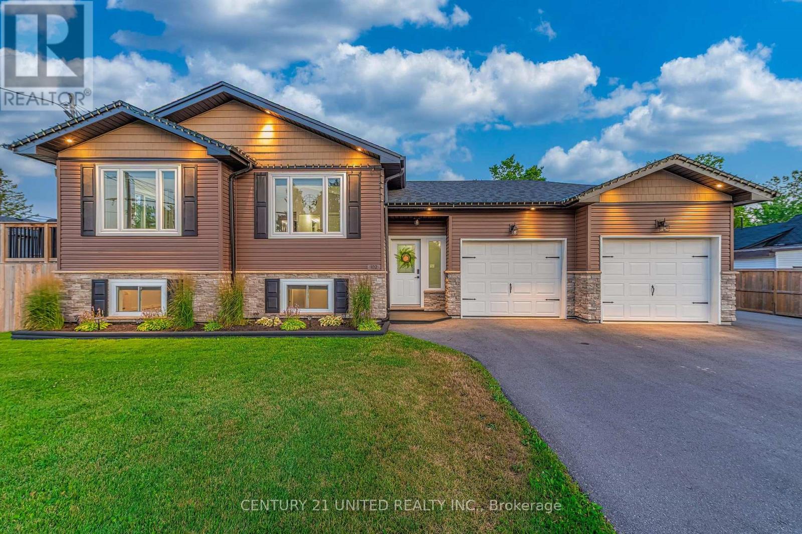 102 King St W, Kawartha Lakes, ON K0L 2W0