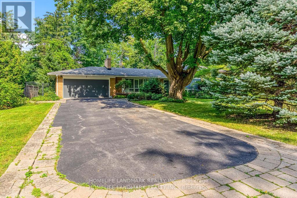 115 Wolfdale Ave, Oakville, ON L6L 4R9