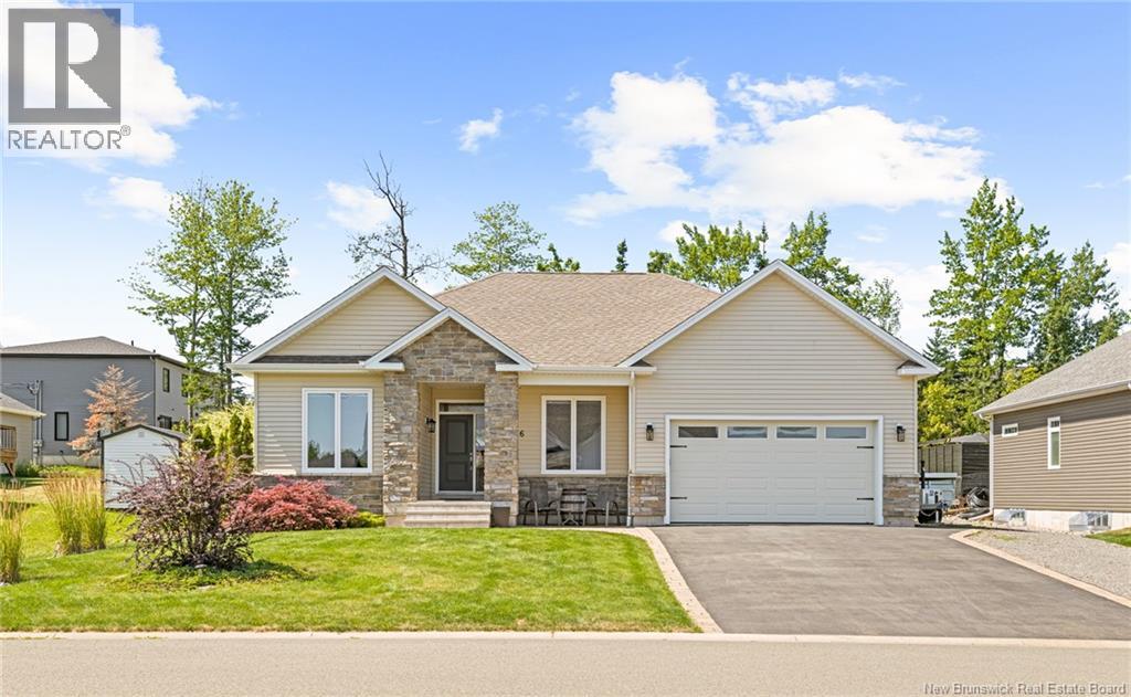 16 Louisarthur Ct, Dieppe, NB E1A 9M5