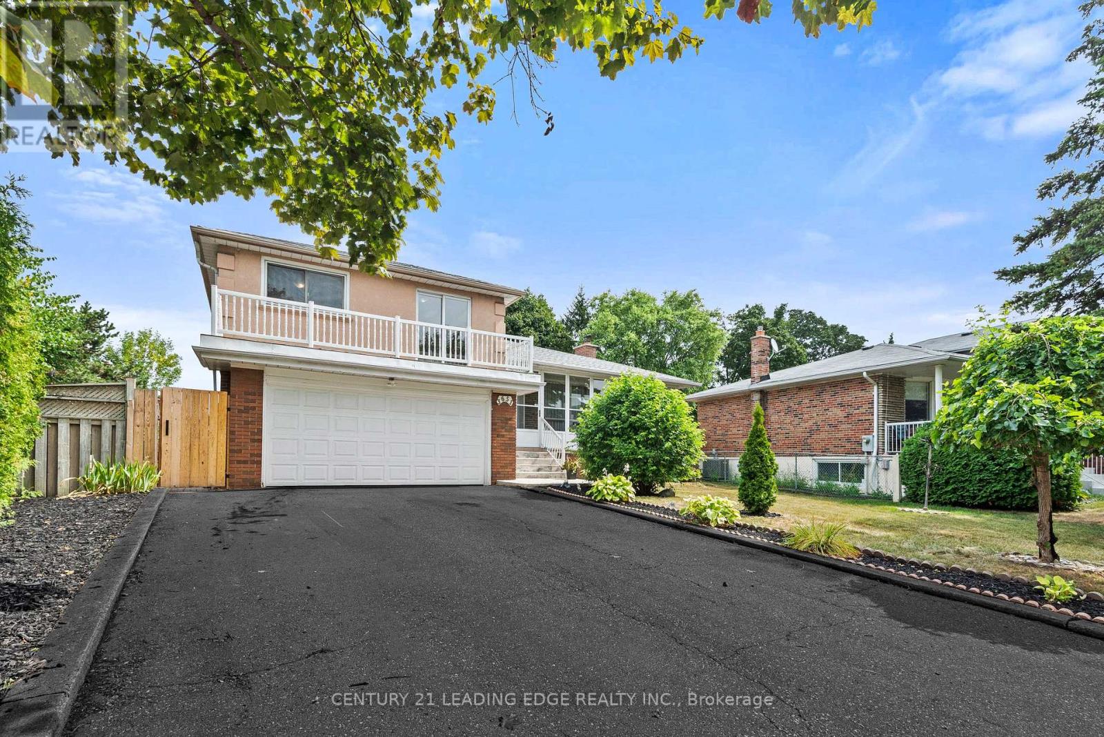 3651 Broomhill Cres, Mississauga, ON L4Y 3N5