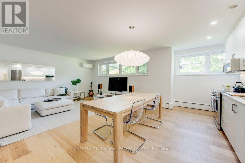 3 75 Scarborough Rd, Toronto, ON M4E 3M4