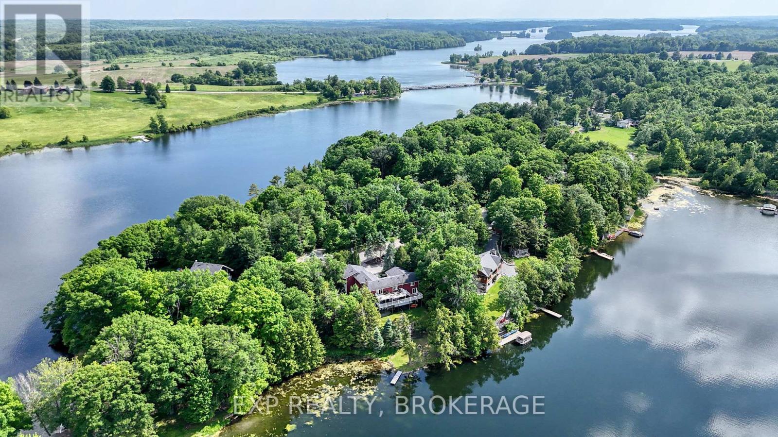 5525 Rideau Rd, South Frontenac, ON K0H 1H0