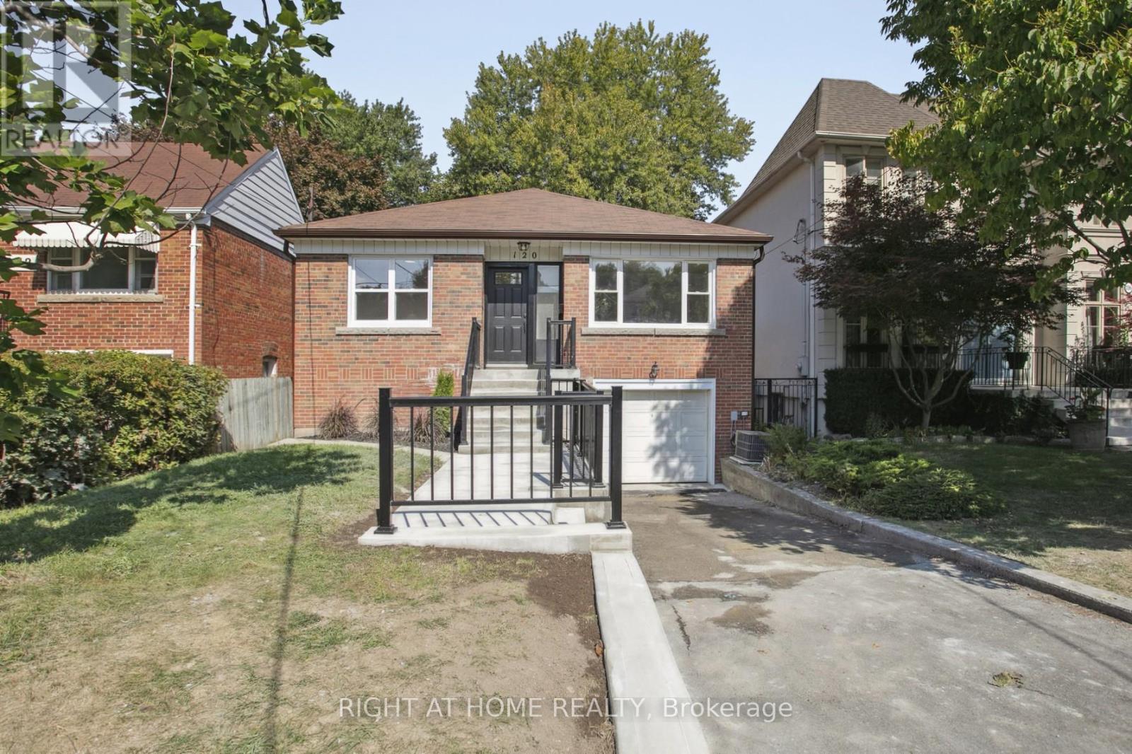 120 Johnston Ave, Toronto Lansing-westgate, ON M2N 1H2