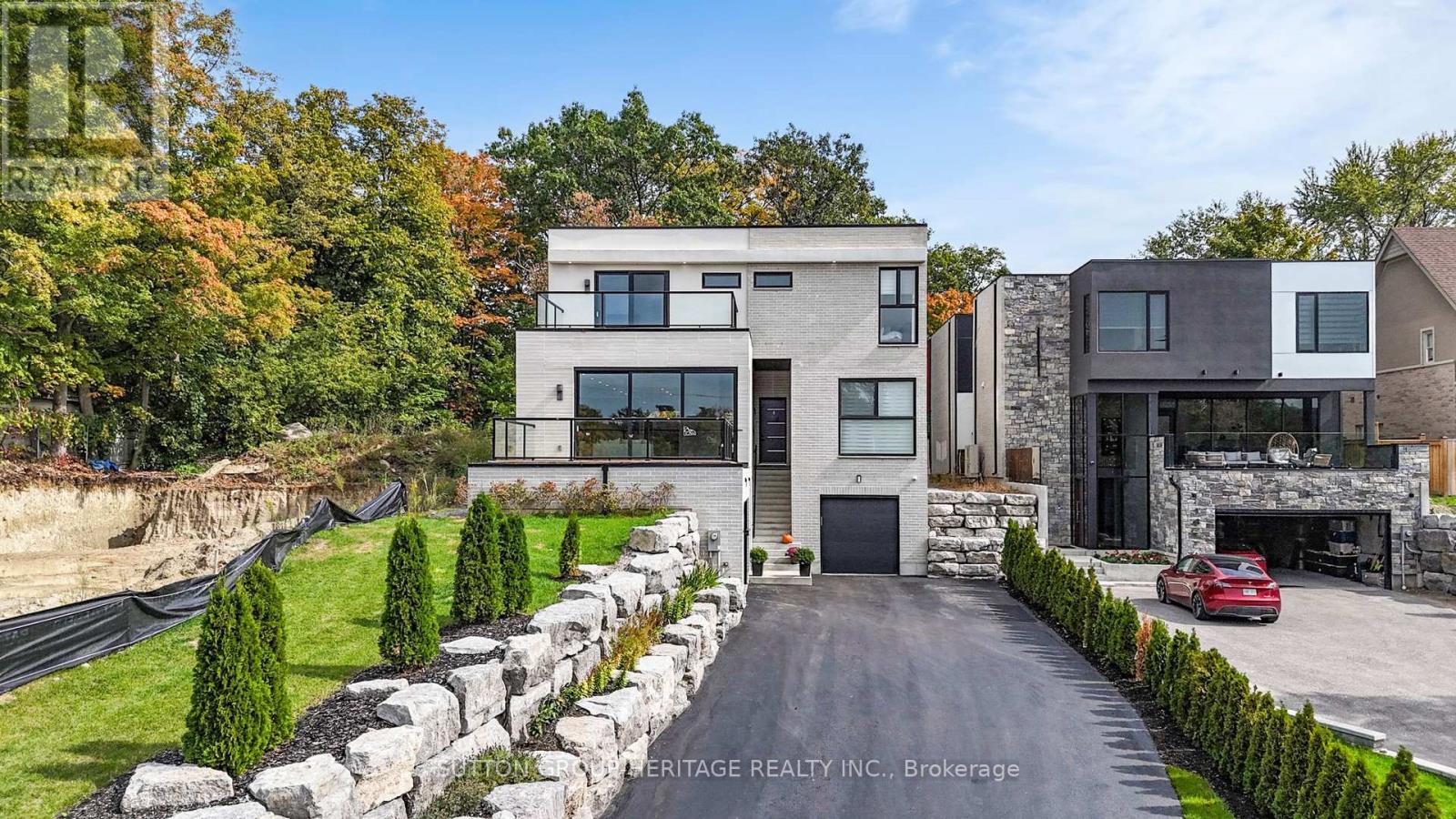 1459 Old Forest Rd, Pickering, ON L1V 1N8