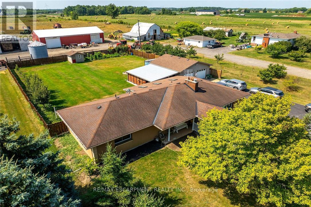 982 Highland Rd E, Hamilton Stoney Creek, ON L8J 3G9