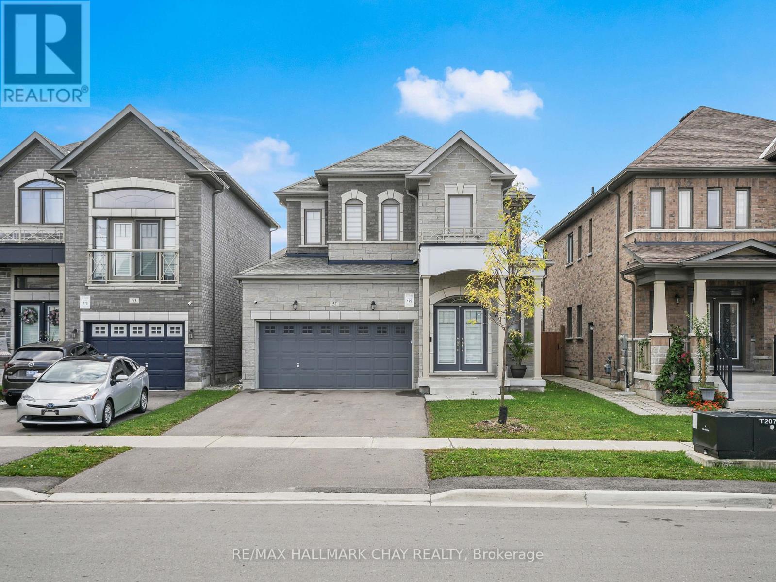 51 Peacock Trl, New Tecumseth, ON L9R 0T7
