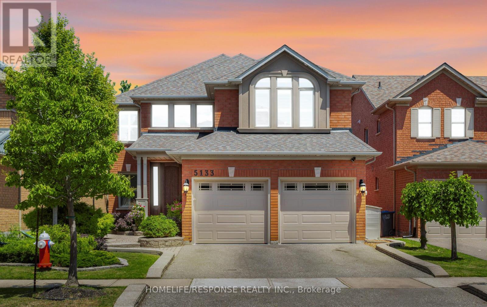 5133 Parkplace Cir, Mississauga, ON L5V 2M1