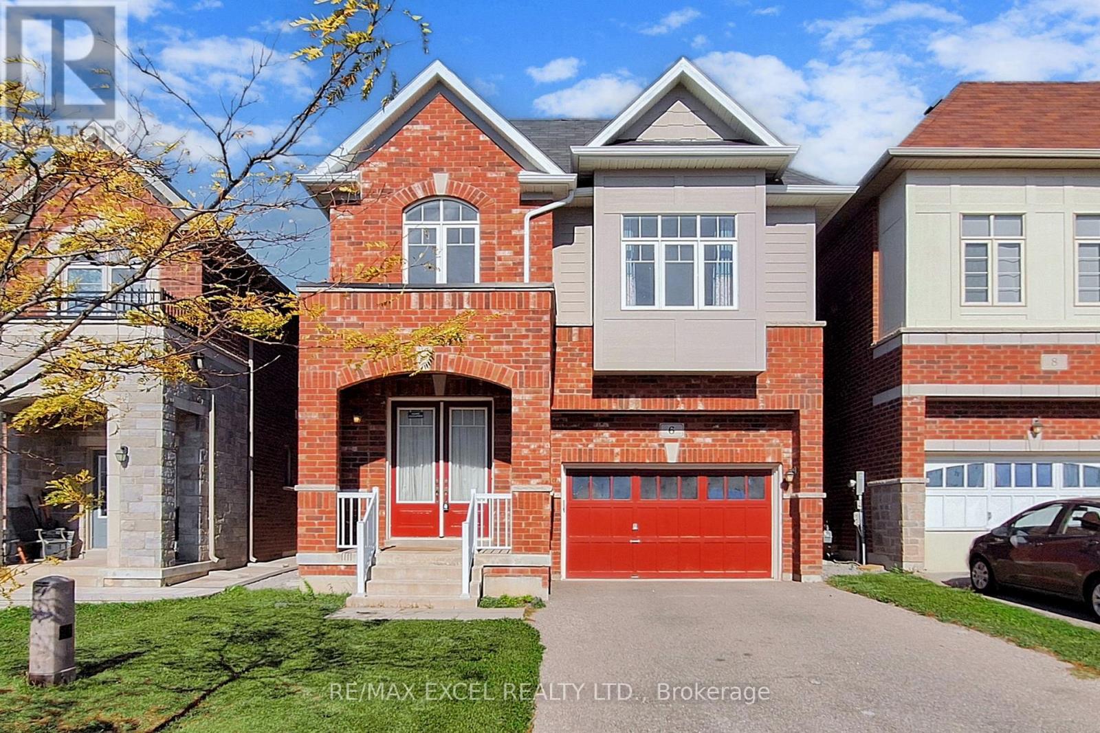 6 Kavanagh Ave, East Gwillimbury Sharon, ON L0G 1V0