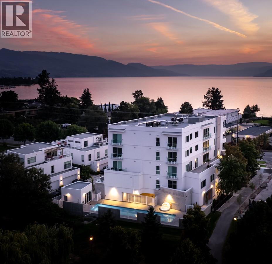 4071 Lakeshore Road Unit 201, Kelowna, BC V1W 1V7
