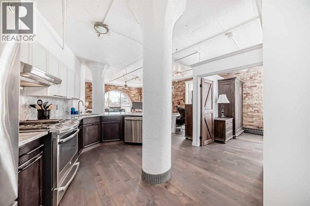 240 11 Avenue Sw Unit 402, Calgary, AB T2R 0C3