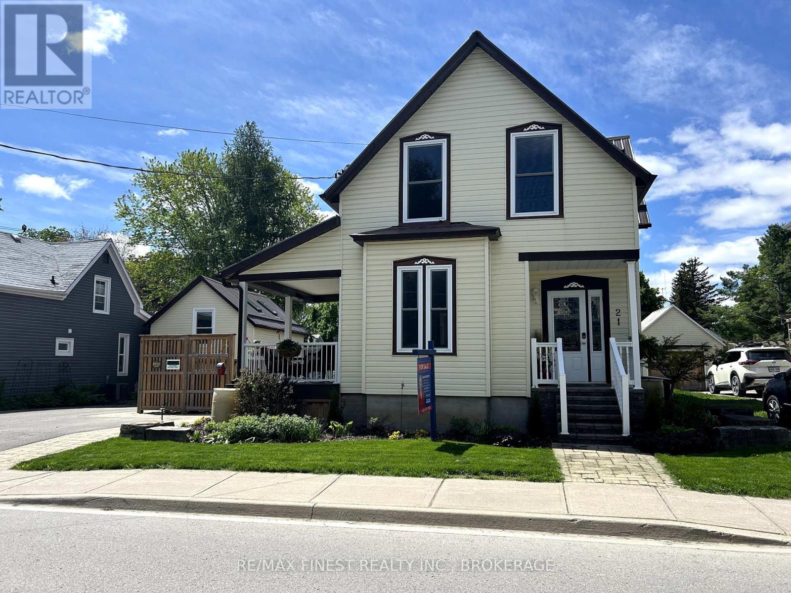 21 Centre St #a, Prince Edward County Picton Ward, ON K0K 2T0