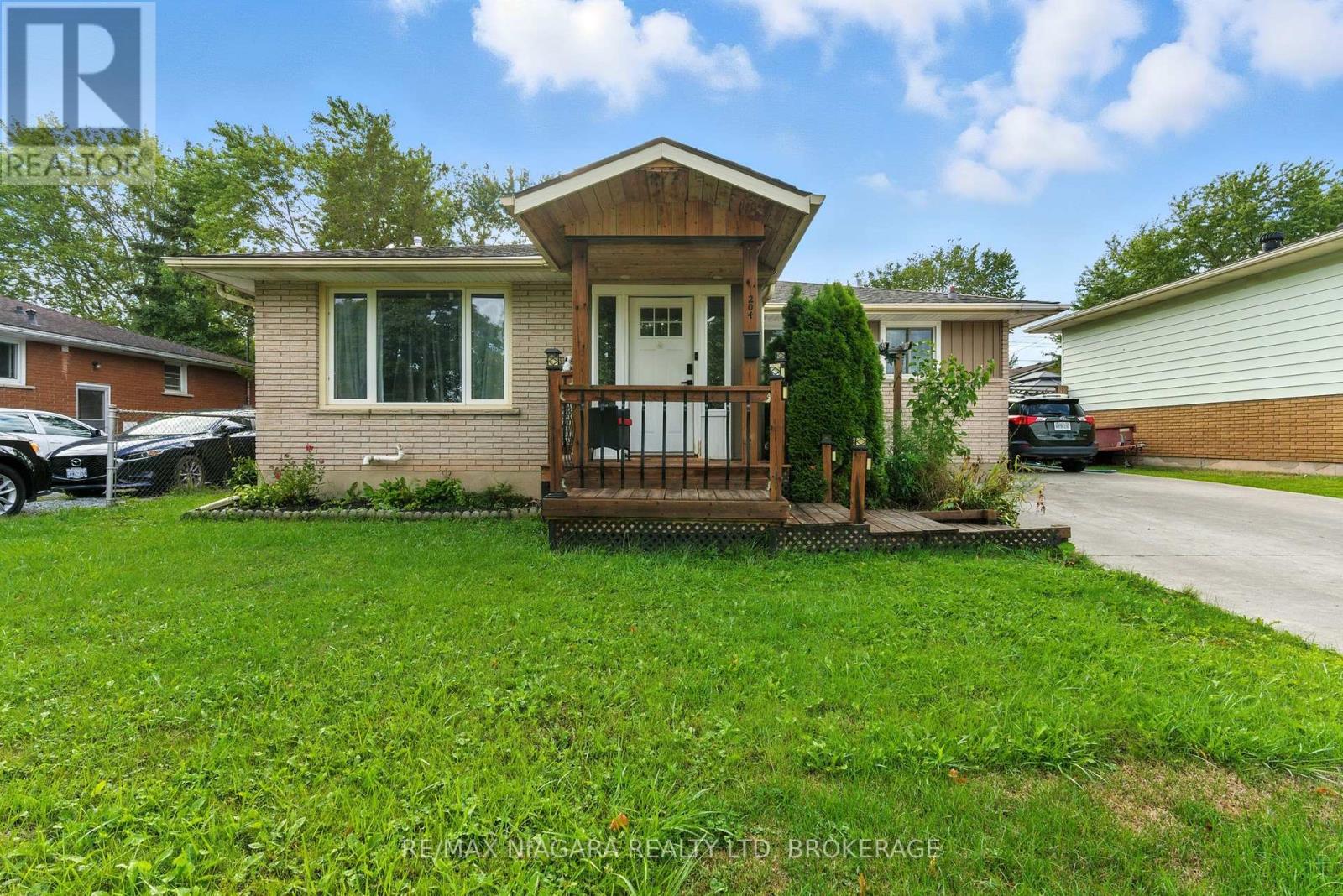 204 Hildred St, Welland, ON L3B 1N1