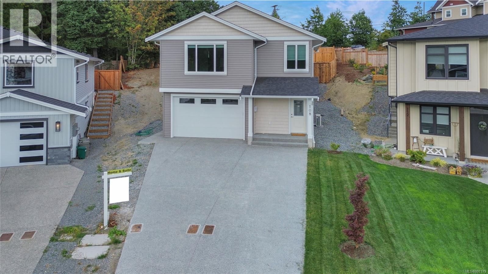108 Burns Pl, Ladysmith, BC V9G 1P8