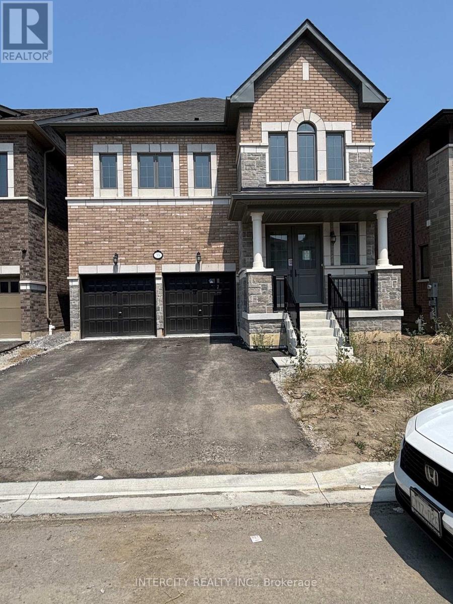35 Keyworth Cres, Brampton Sandringham-wellington North, ON L6R 4G2