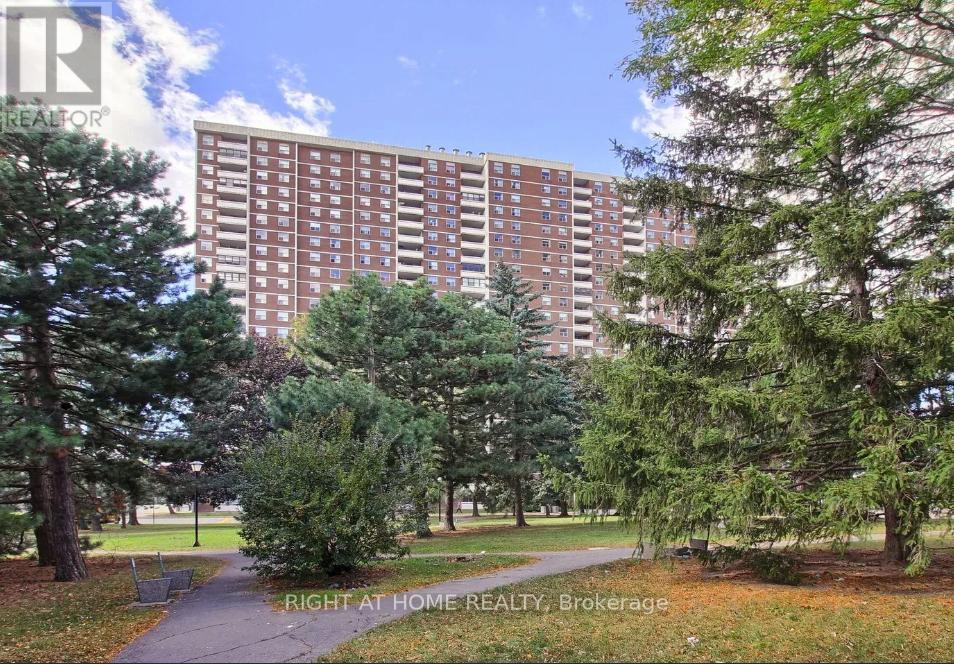 806 205 Hilda Ave E, Toronto, ON M2M 4B1