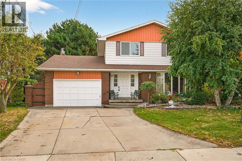 36 Blanche Ct, Hamilton, ON L8K 3P3