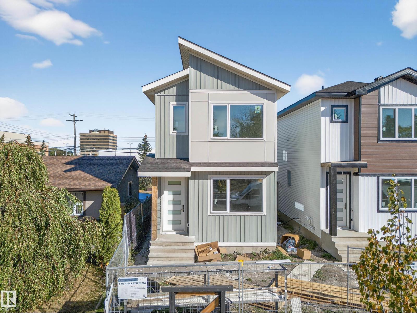 104 St Nw Unit 5213 #a, Edmonton, AB T6H 2L9