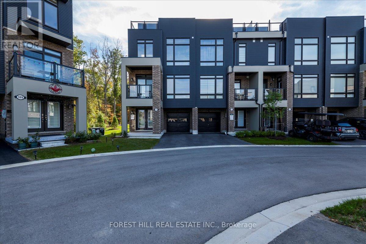 111 Marina Village Dr, Georgian Bay, ON L0K 1S0