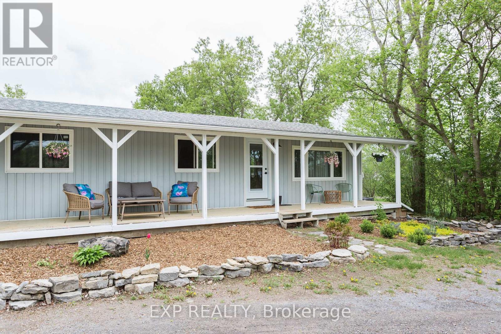 825 County Road 8 Rd, Prince Edward County North Marysburg Ward, ON K0K 2T0