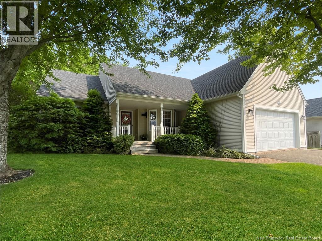 33 Augusta Ter, Moncton, NB E1G 2E1