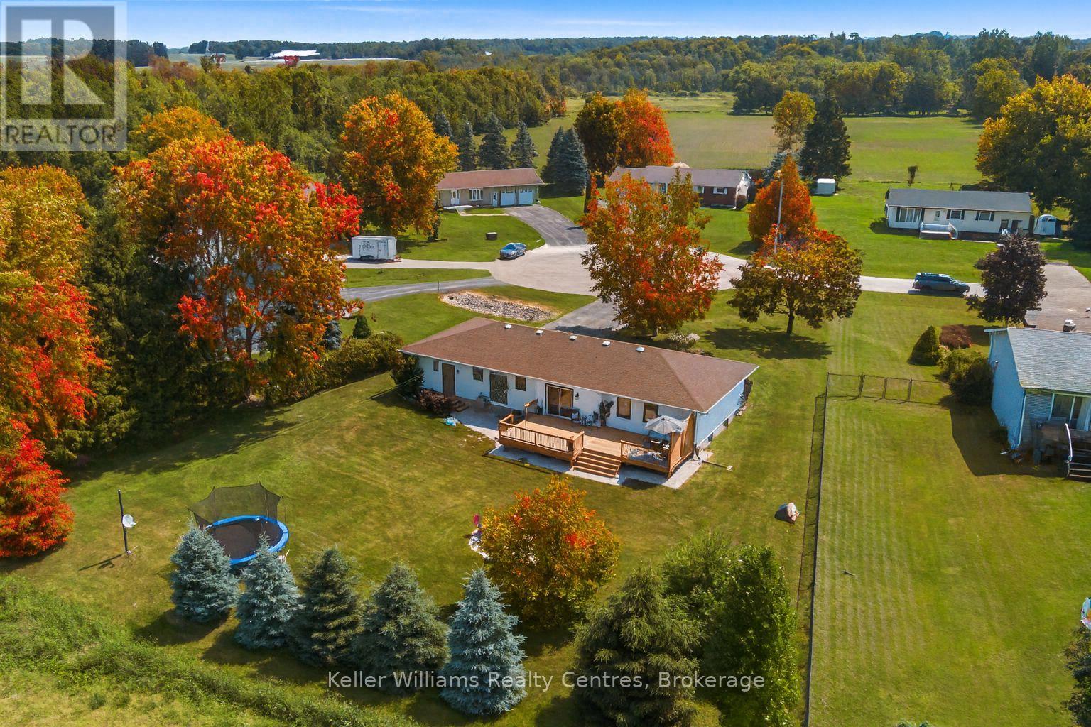 110 Mary Ave, Georgian Bluffs, ON N4K 5N5