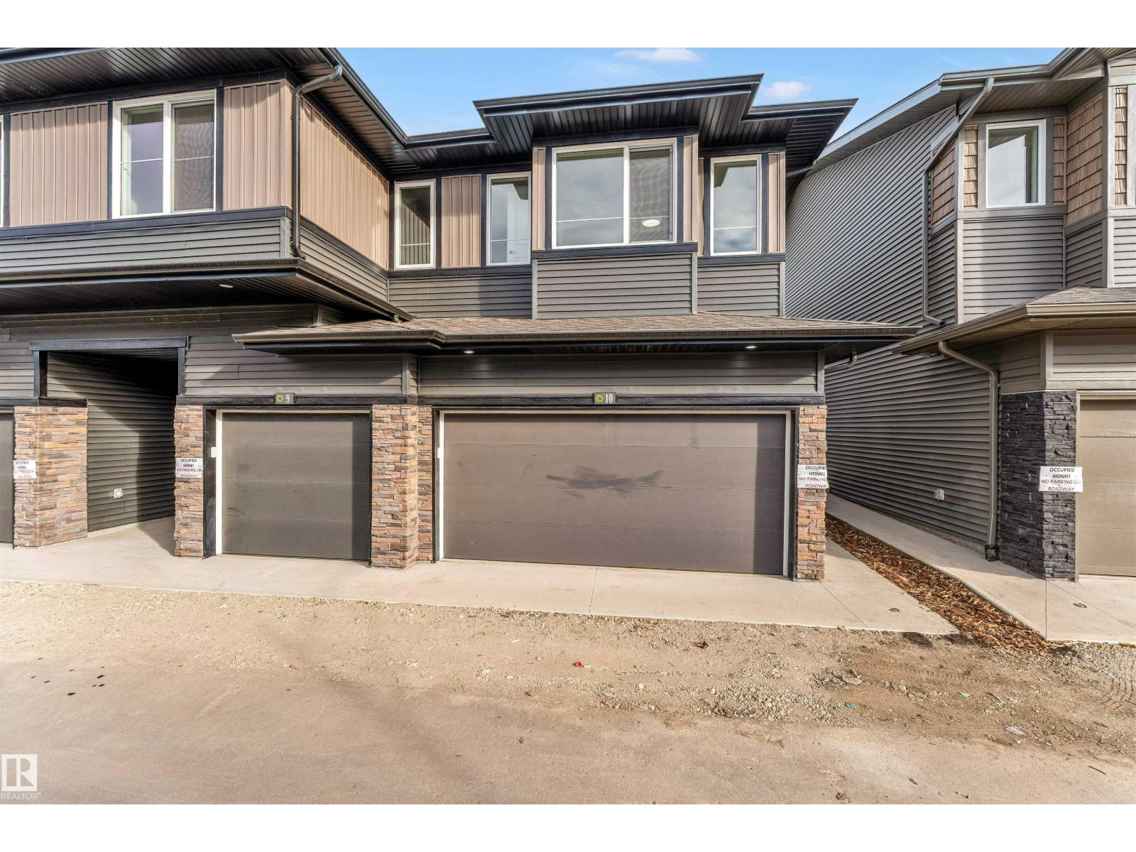 2710 66 Street Southwest #10, Edmonton, AB T6H 3H4