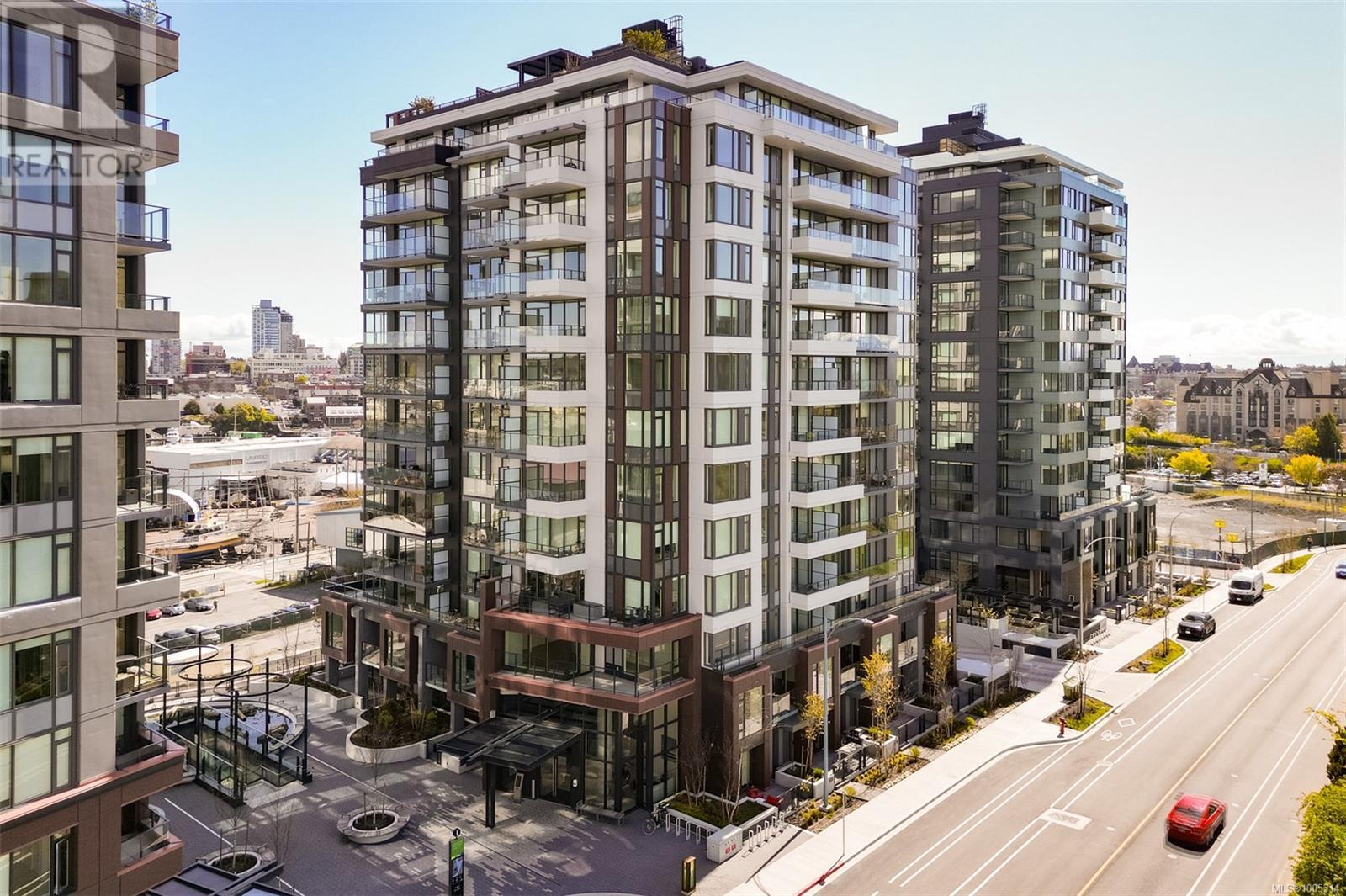 363 Tyee Rd Unit 202 Rd, Victoria, BC V9A 0B5