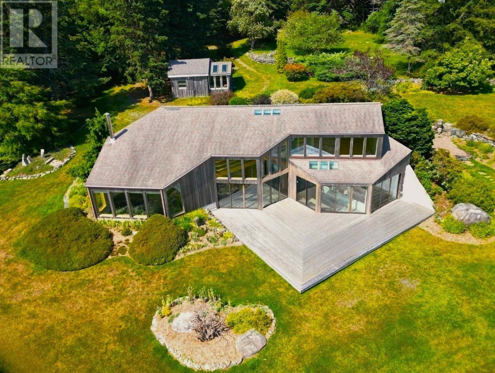 42 Indian Bay Rd, Voglers Cove, NS B0J 2H0