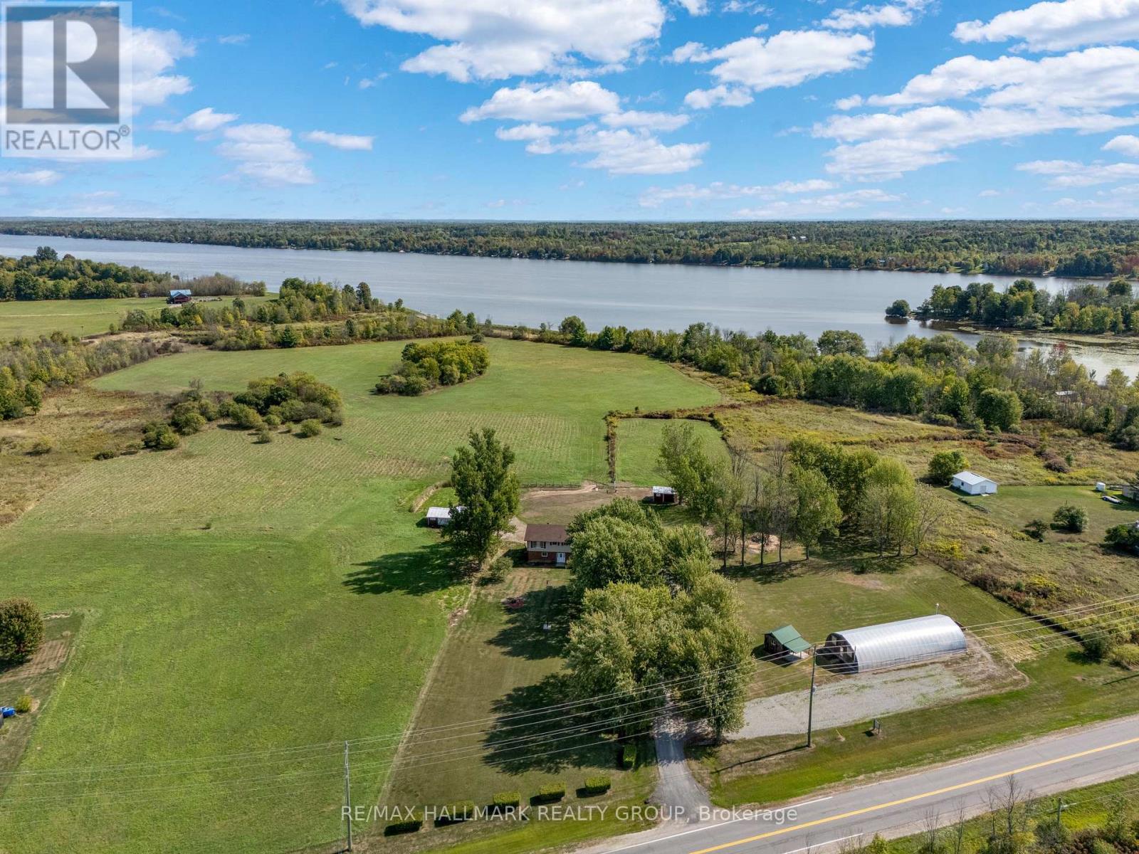 307 County Rd 5 Rd, Front of Yonge, ON K0E 1R0
