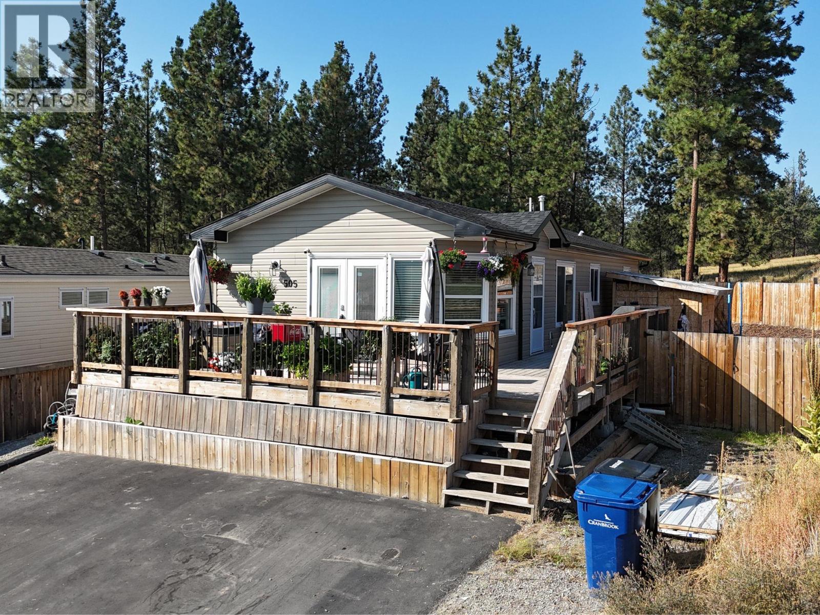 505 Steepleview Pt NW, Cranbrook, BC V1C 5L3