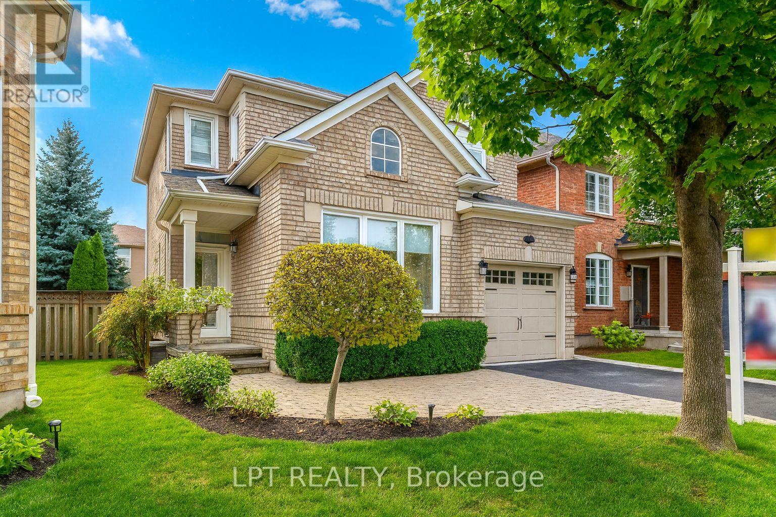 2270 Dunforest Cres, Oakville, ON L6M 4X3