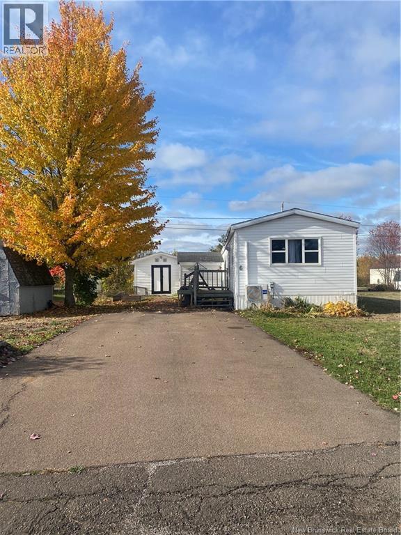 6 Tait Cres, Lakeville, NB E1H 1K4