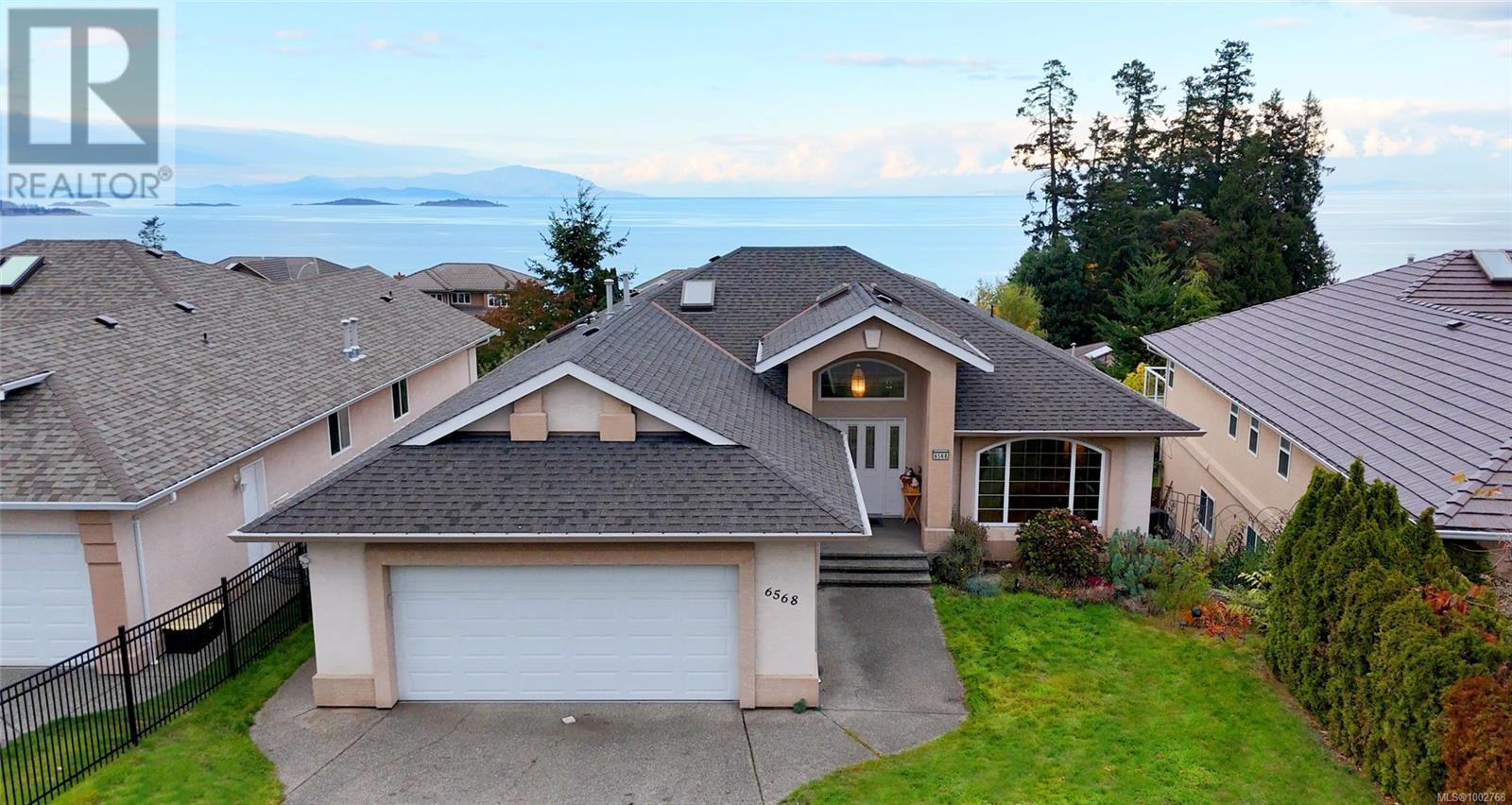 6568 Pelican Way, Nanaimo, BC V9V 1P9