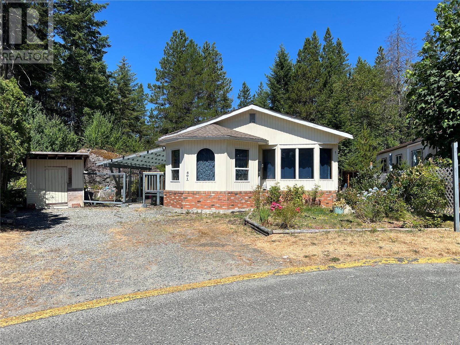401 Conuma Dr, Gold River, BC V0P 1G0