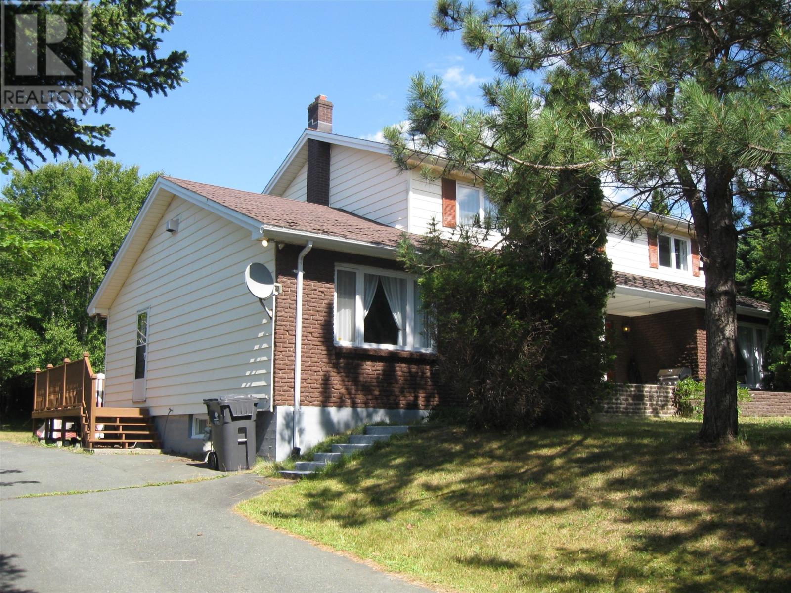 26 Doyles Rd, Conception Bay South, NL A1X 4B6