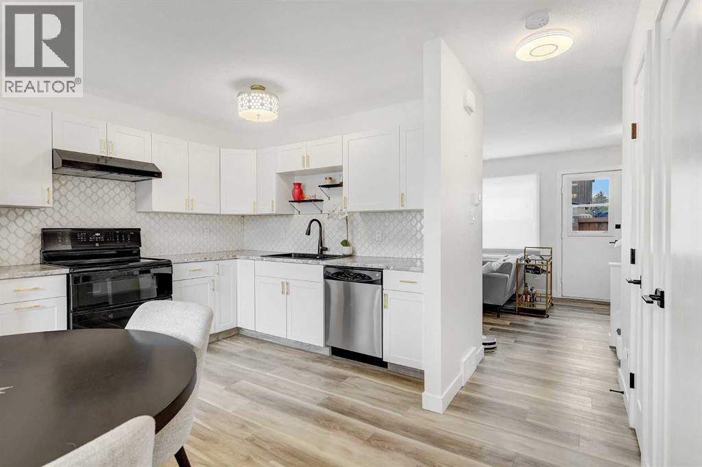 7842 Cedarwood Park, Grande Prairie, AB T8V 4R8