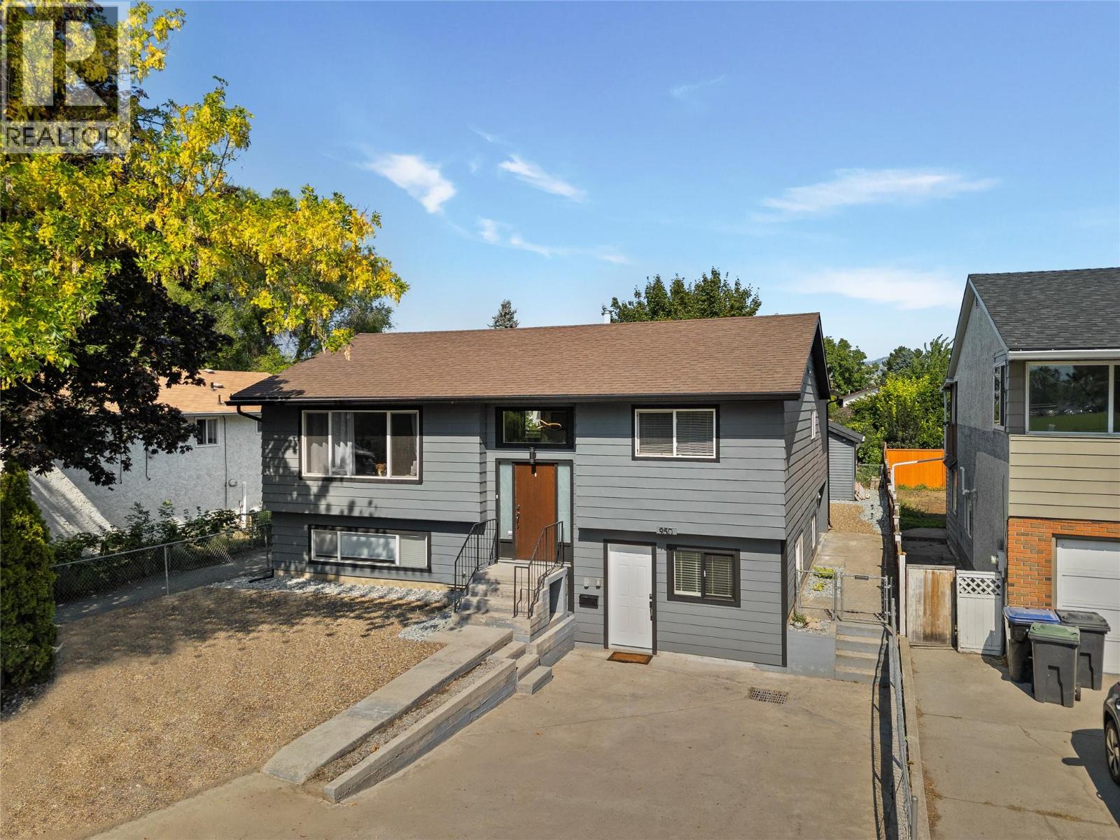 950 Raymer Ave, Kelowna, BC V1Y 4Z9