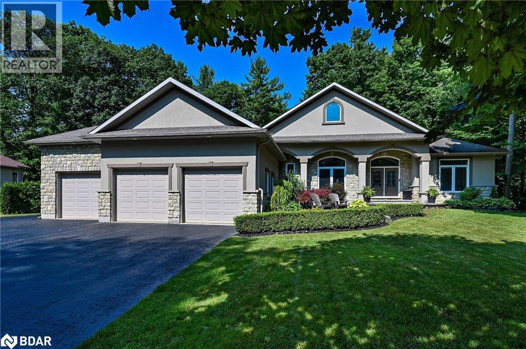 28 Laddie Ln, Minesing, ON L9X 0C3
