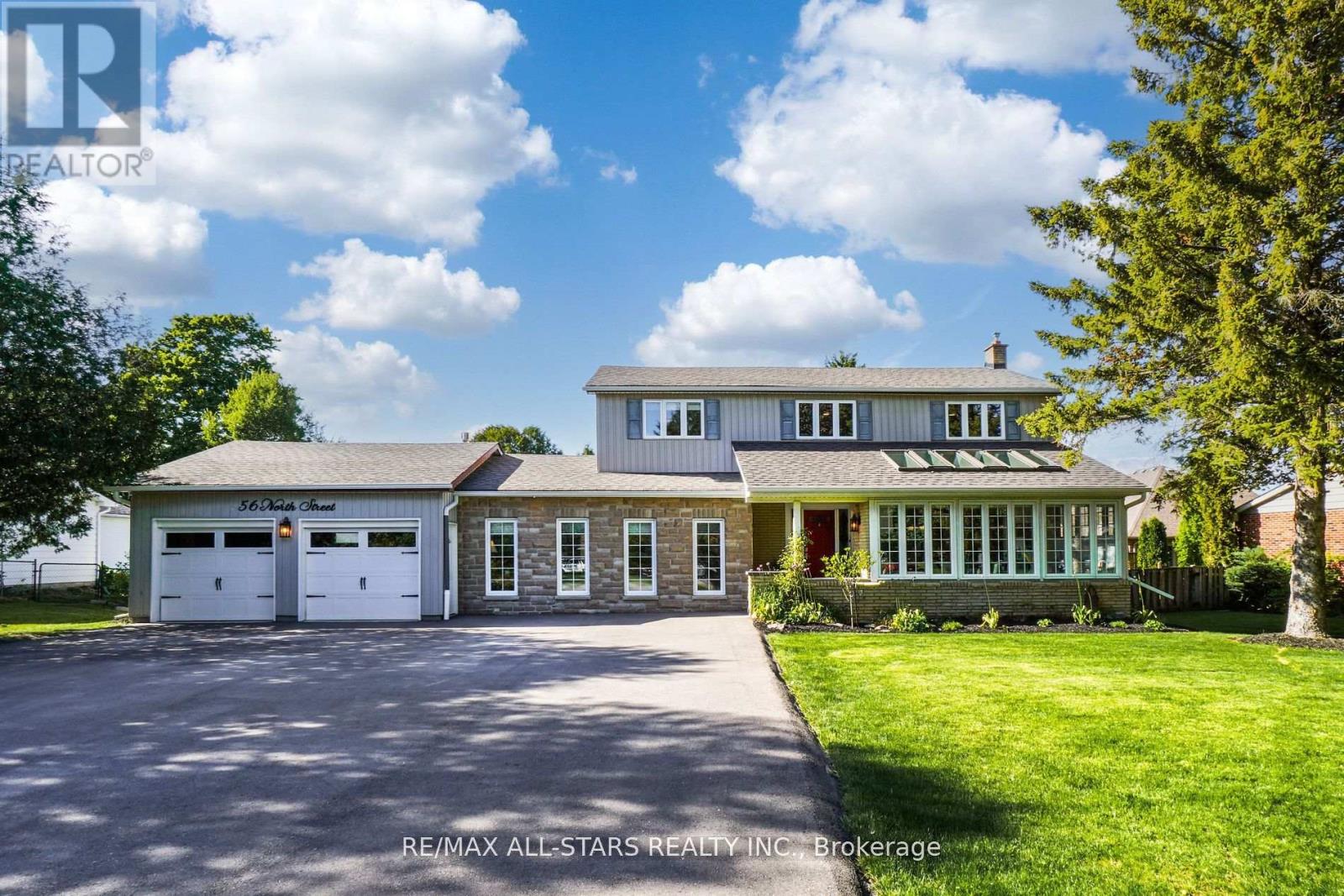 56 North St, Uxbridge, ON L9P 1C2