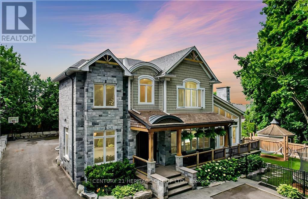 298 Shoreview Rd, Burlington, ON L7T 2N4