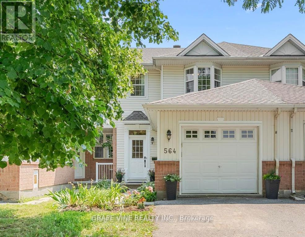564 Aberfoyle Cir, Ottawa, ON K2K 3R3