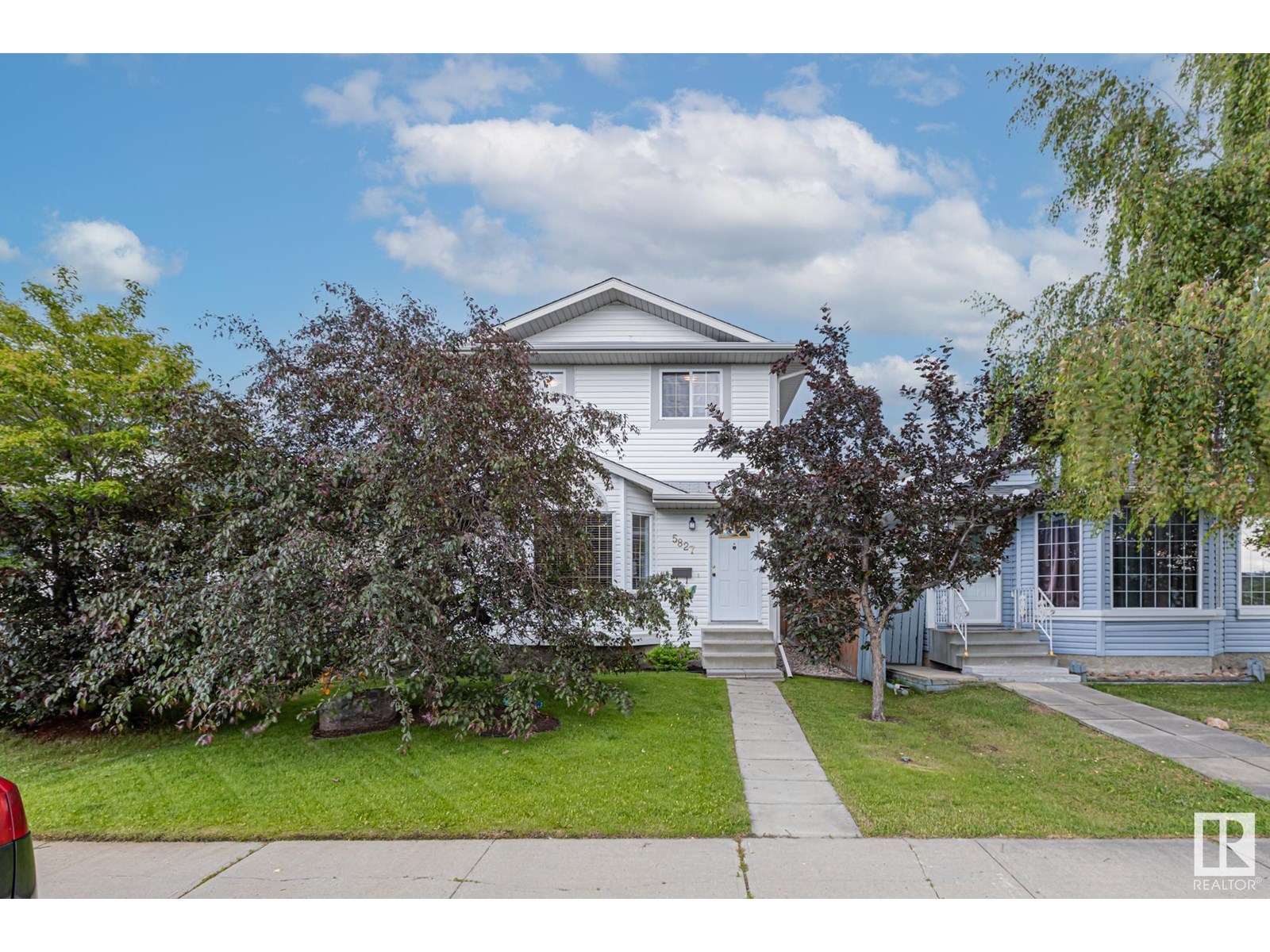 162 Av Nw Unit 5827 #b, Edmonton, AB T5Y 2W3