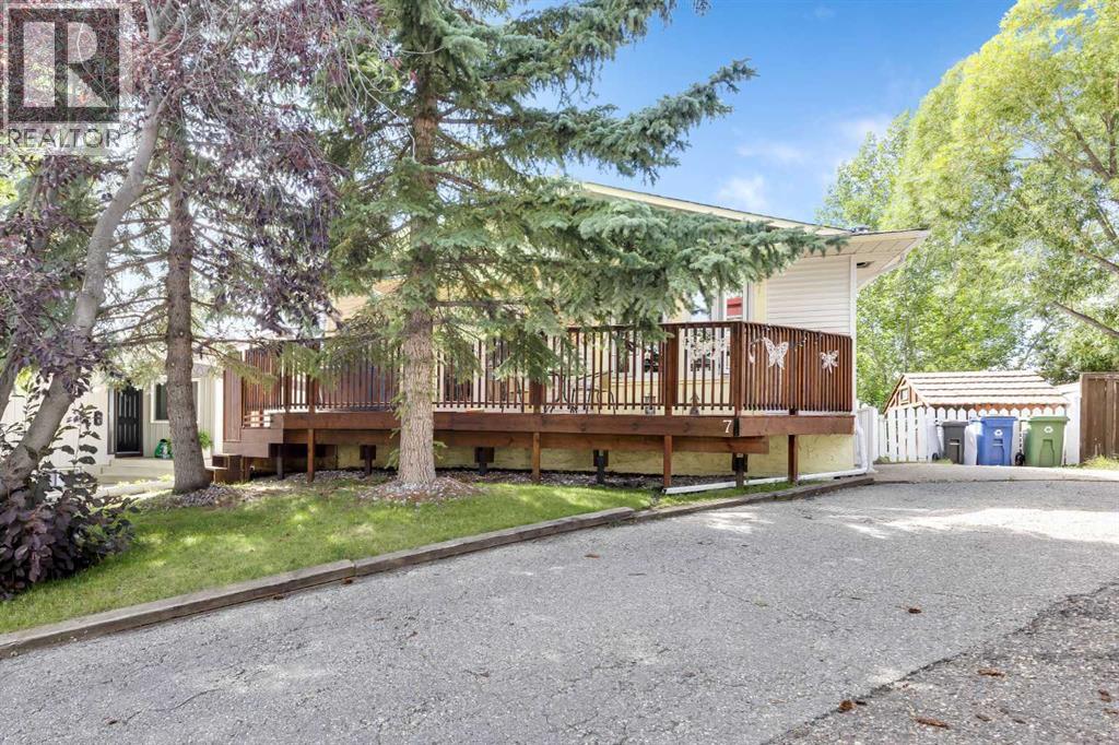 7 Benchlands Pl, Cochrane, AB T4C 1B8