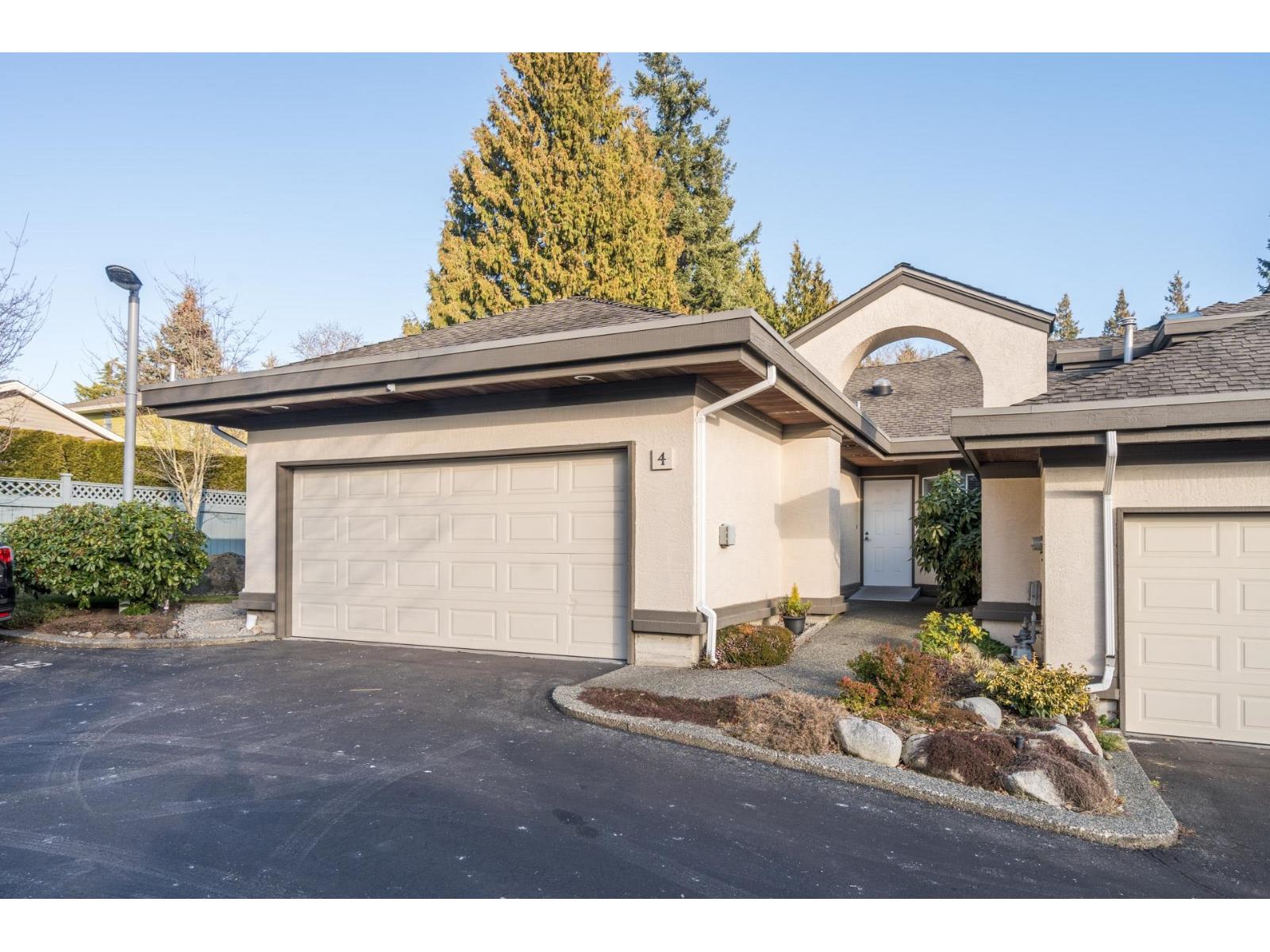 12981 17 Avenue Unit 4, Surrey, BC V4A 8T3