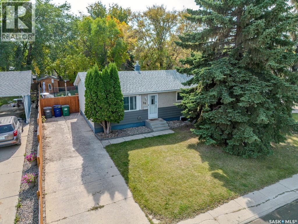 59 Wentworth Cres, Saskatoon, SK S7L 4A8
