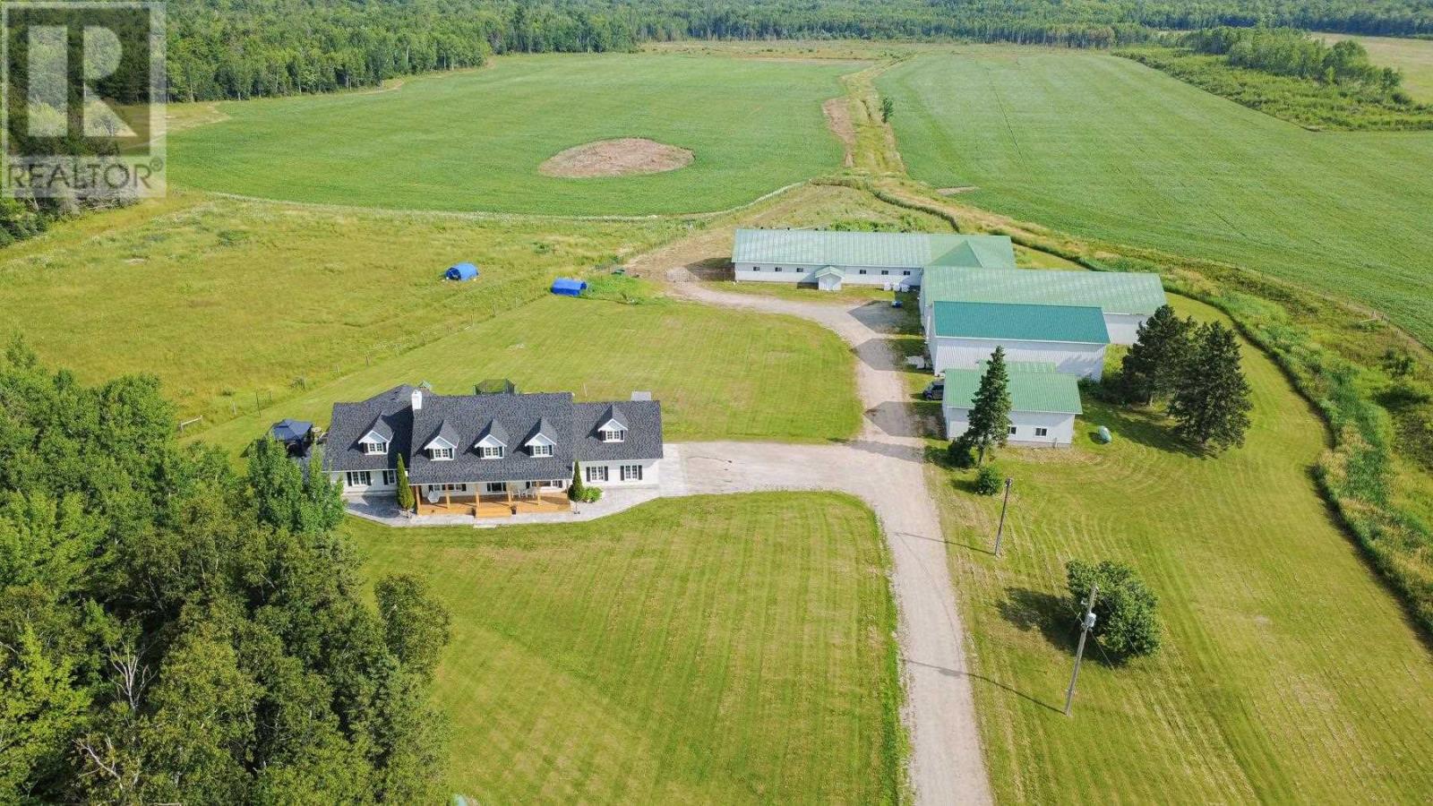 176 Mccluskie Rd, Desbarats, ON P0R 1E0