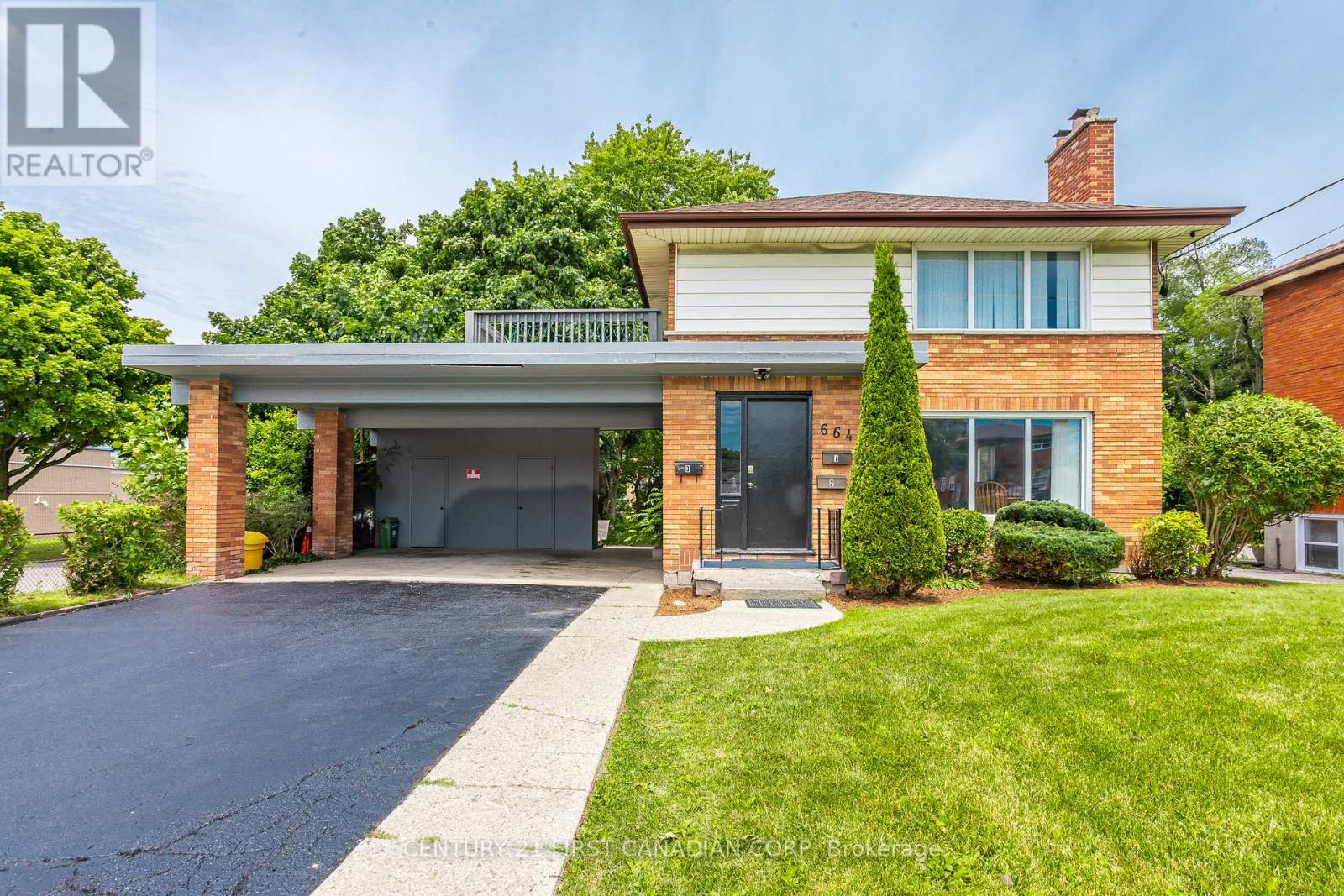 664 Cheapside St, London, ON N5Y 3Y2