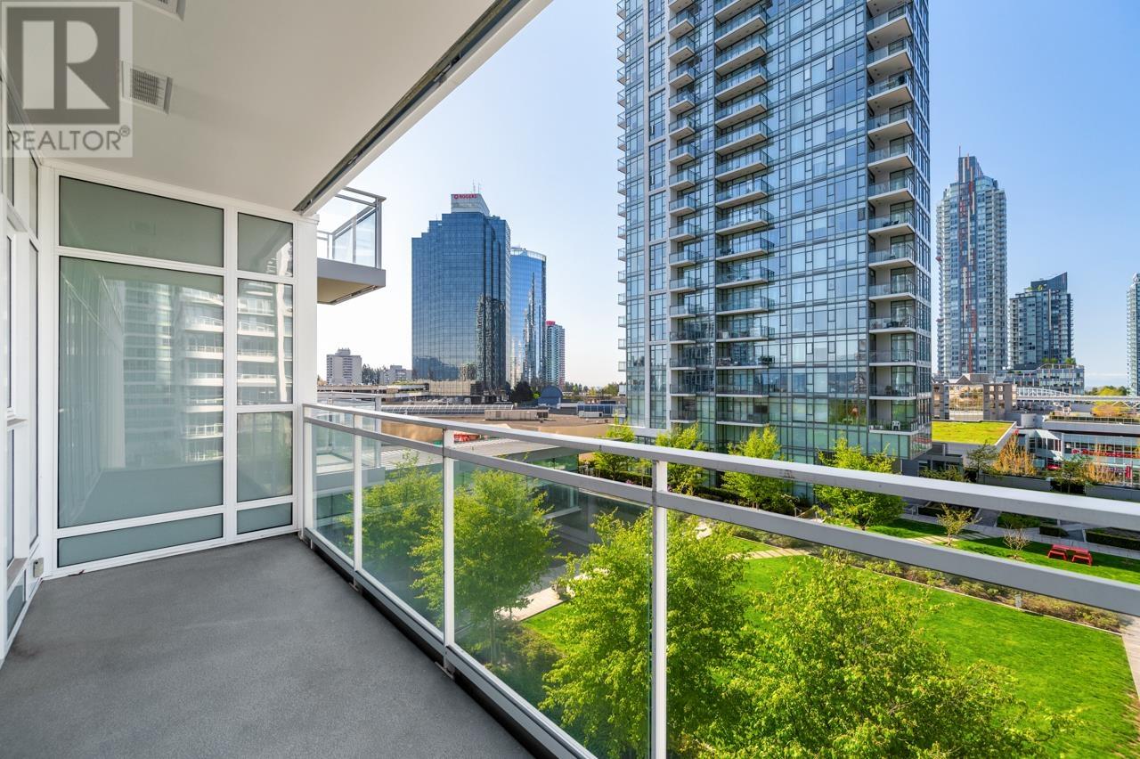 4670 Assembly Way Unit 805, Burnaby, BC V5H 0H3