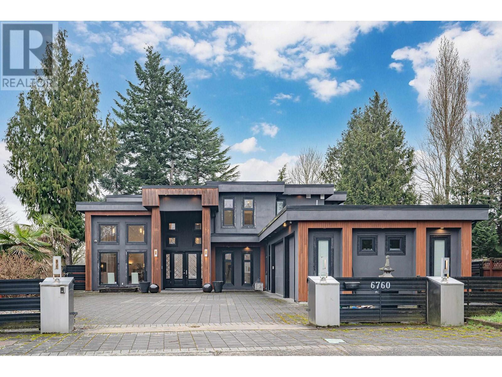 6760 Coltsfoot Dr, Richmond, BC V7C 2J4