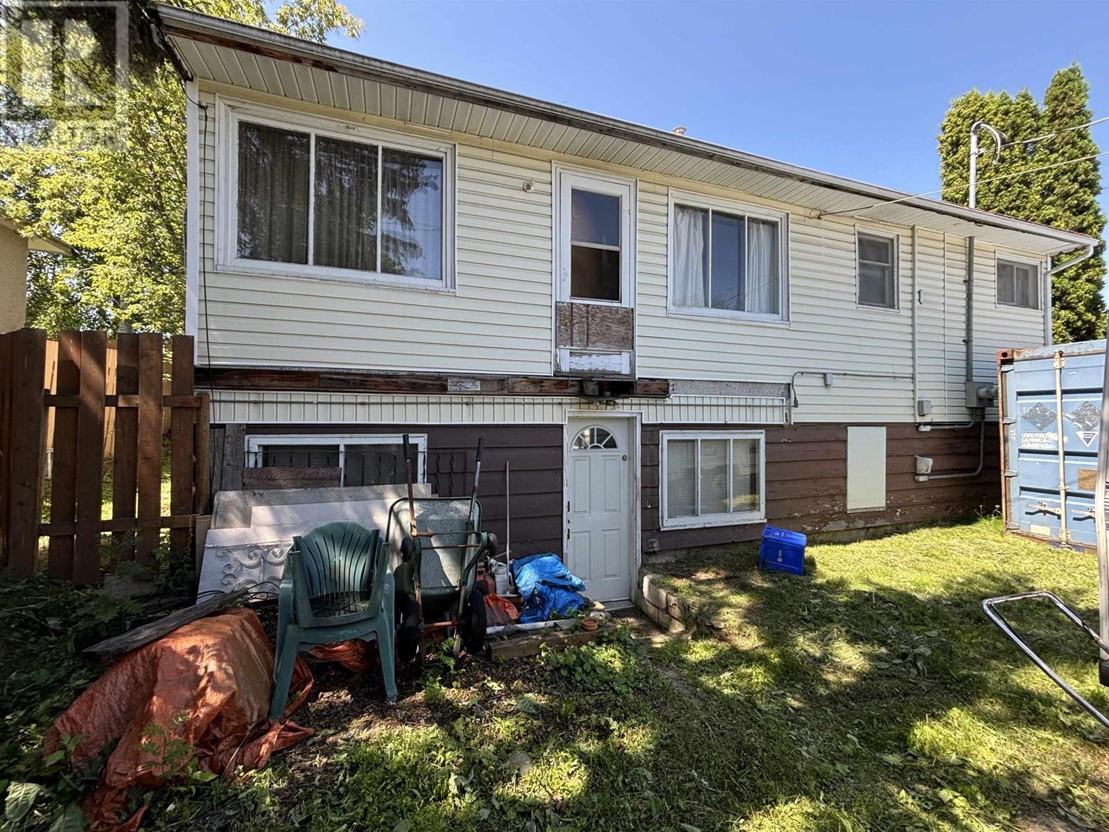 408 Watrous St, Prince George, BC V2M 2B7